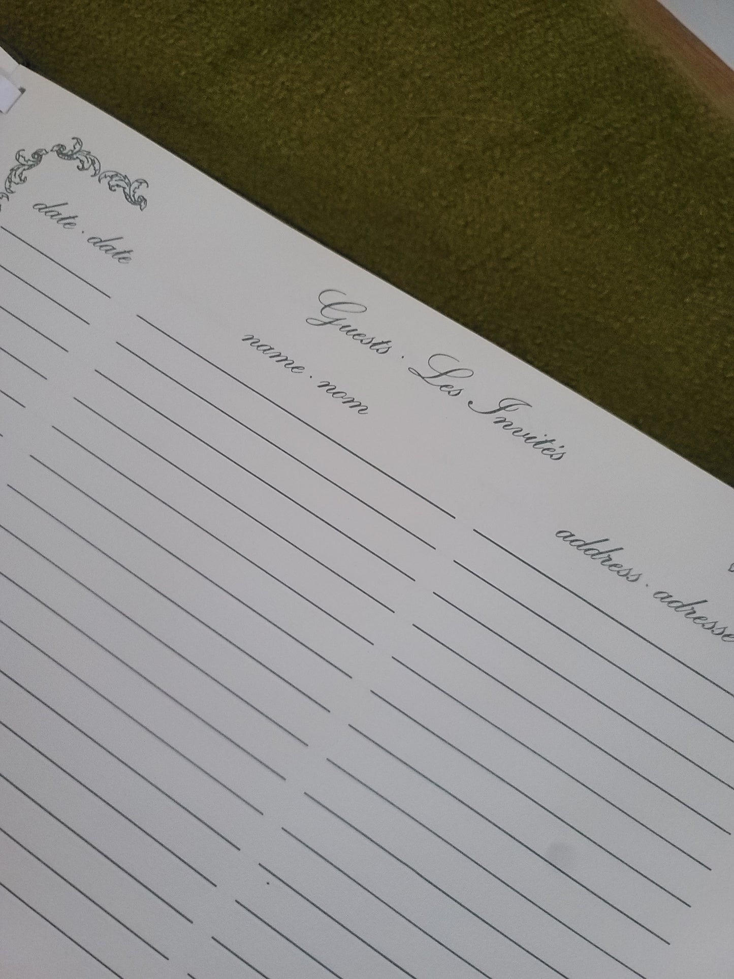 Bilingual Vintage Guest Book