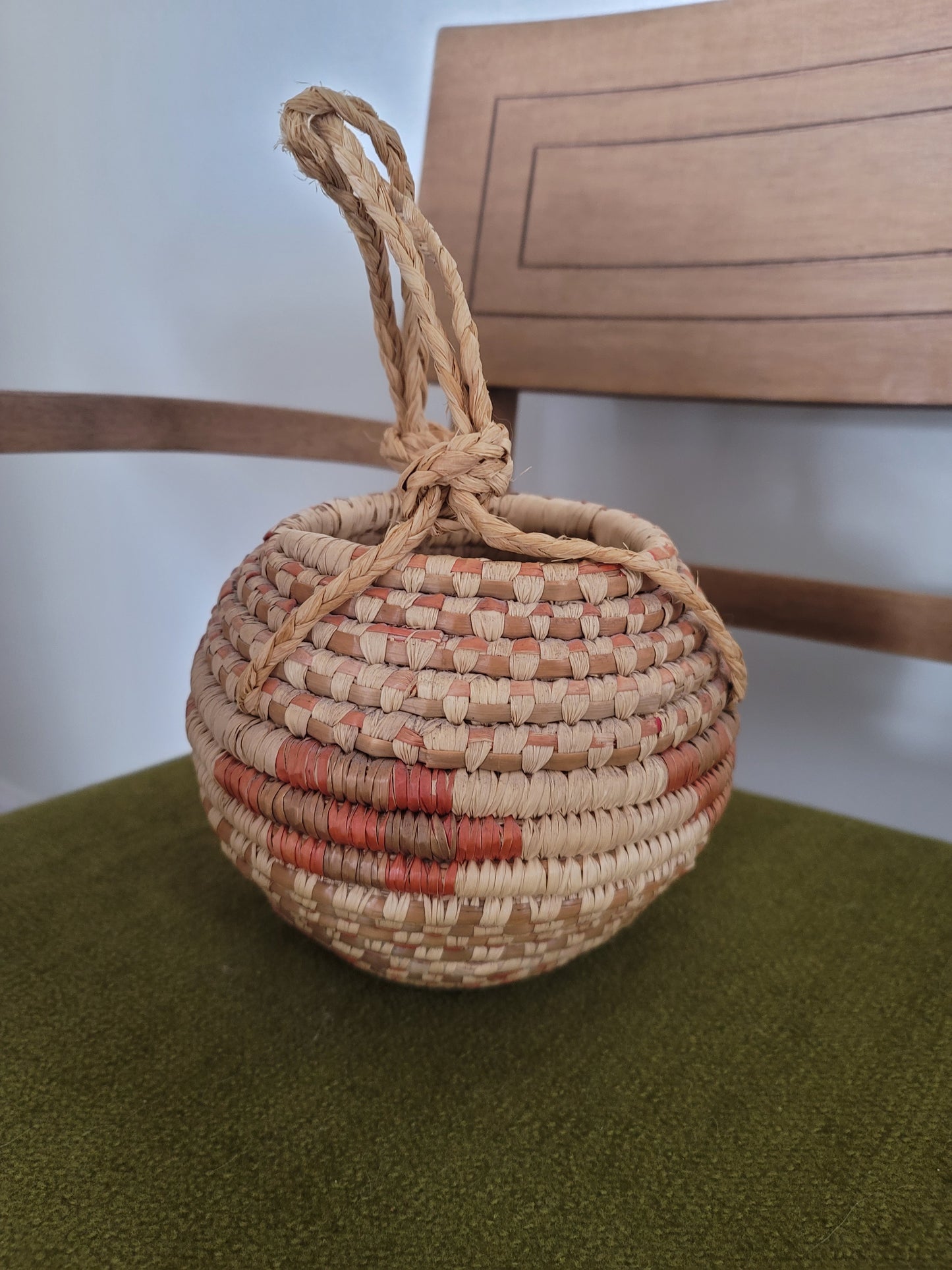 Wicker Plant Holder