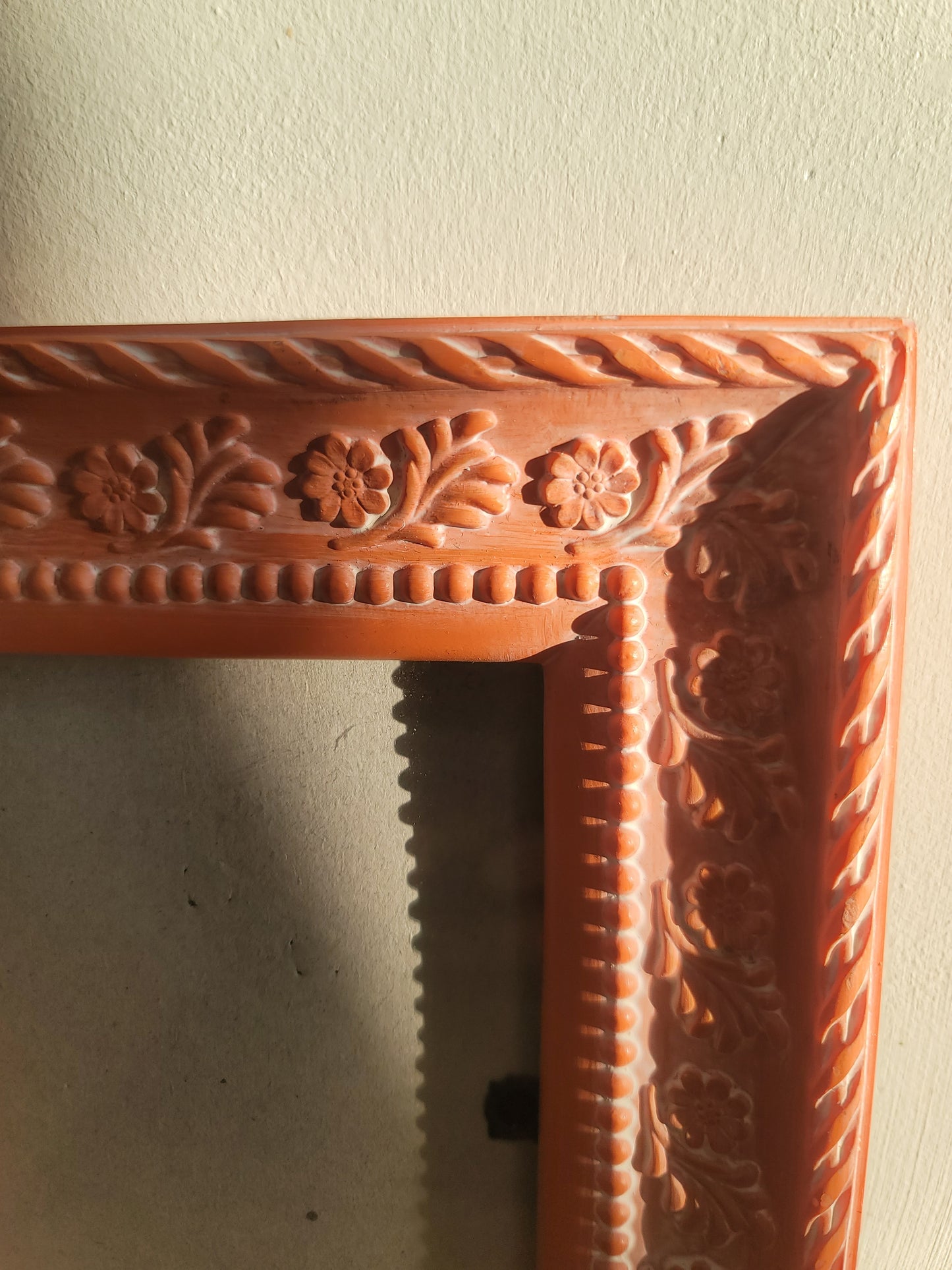 Terracotta coloured 5x7 picture frame