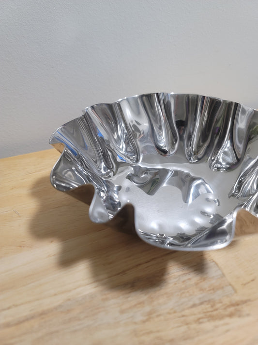 Scalloped Bowl