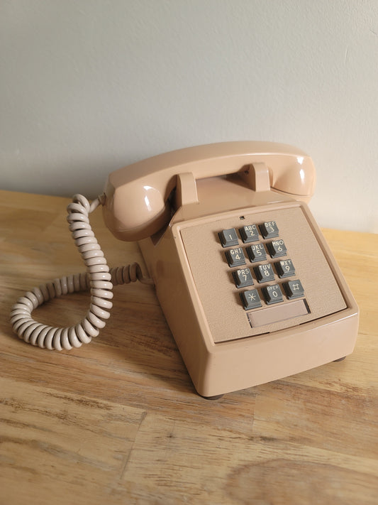 Vintage Dusty Rose Phone