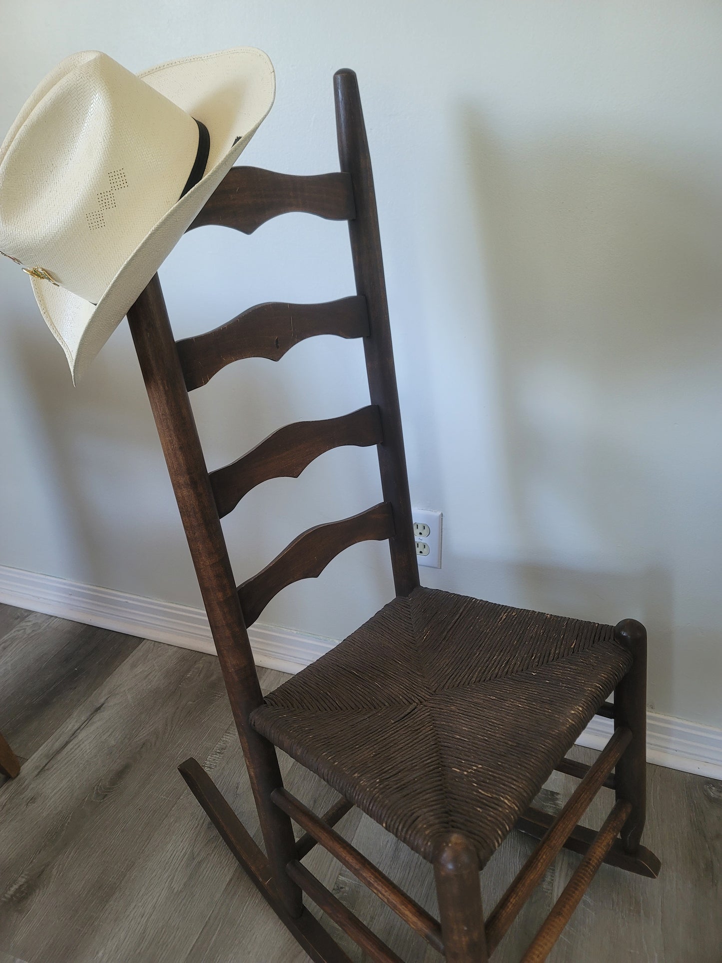 Antique Rush Rocking Chair