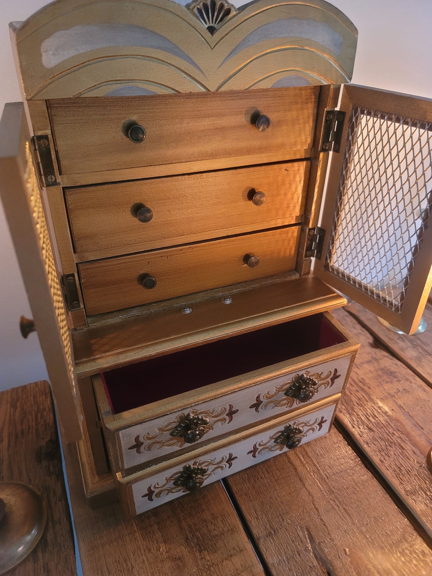 Vintage Gold Jewelry Box