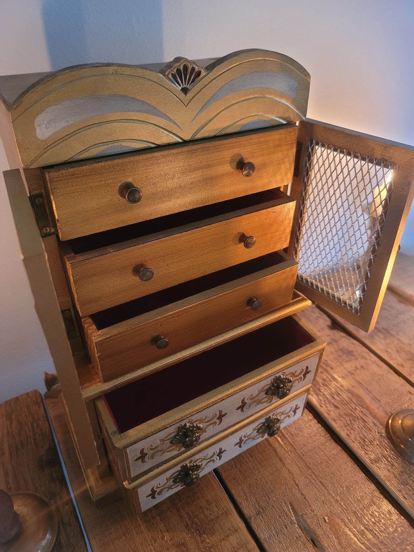 Vintage Gold Jewelry Box