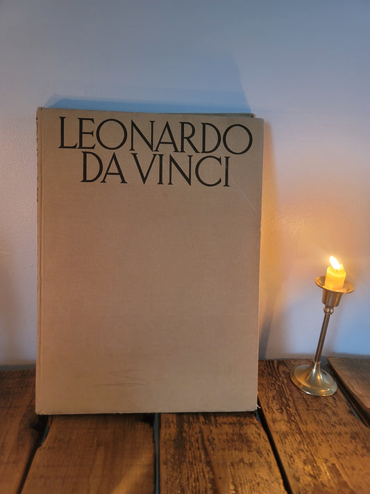 Leonardo Da Vinci Hardcover book