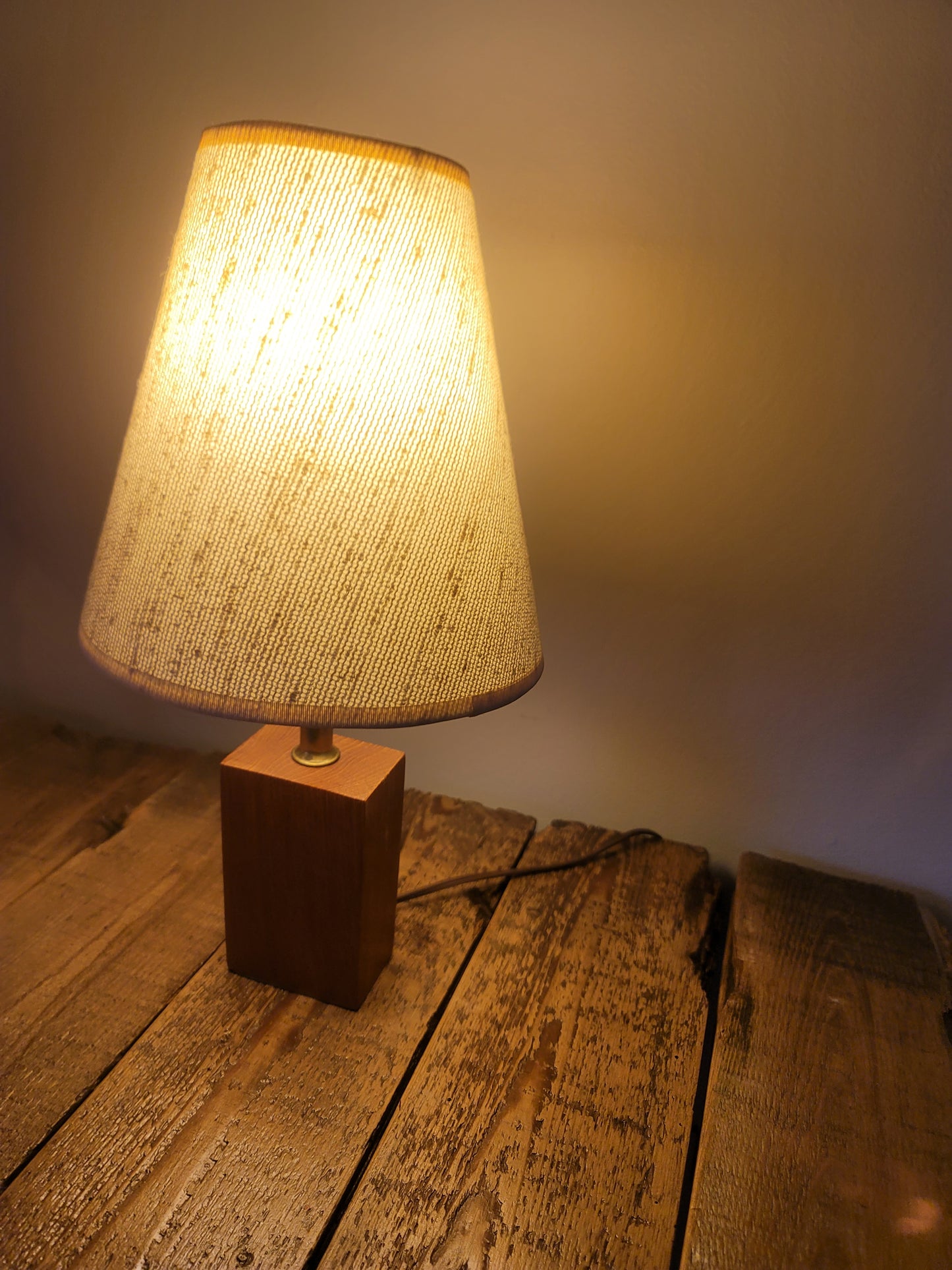 Mini Teak Lamp