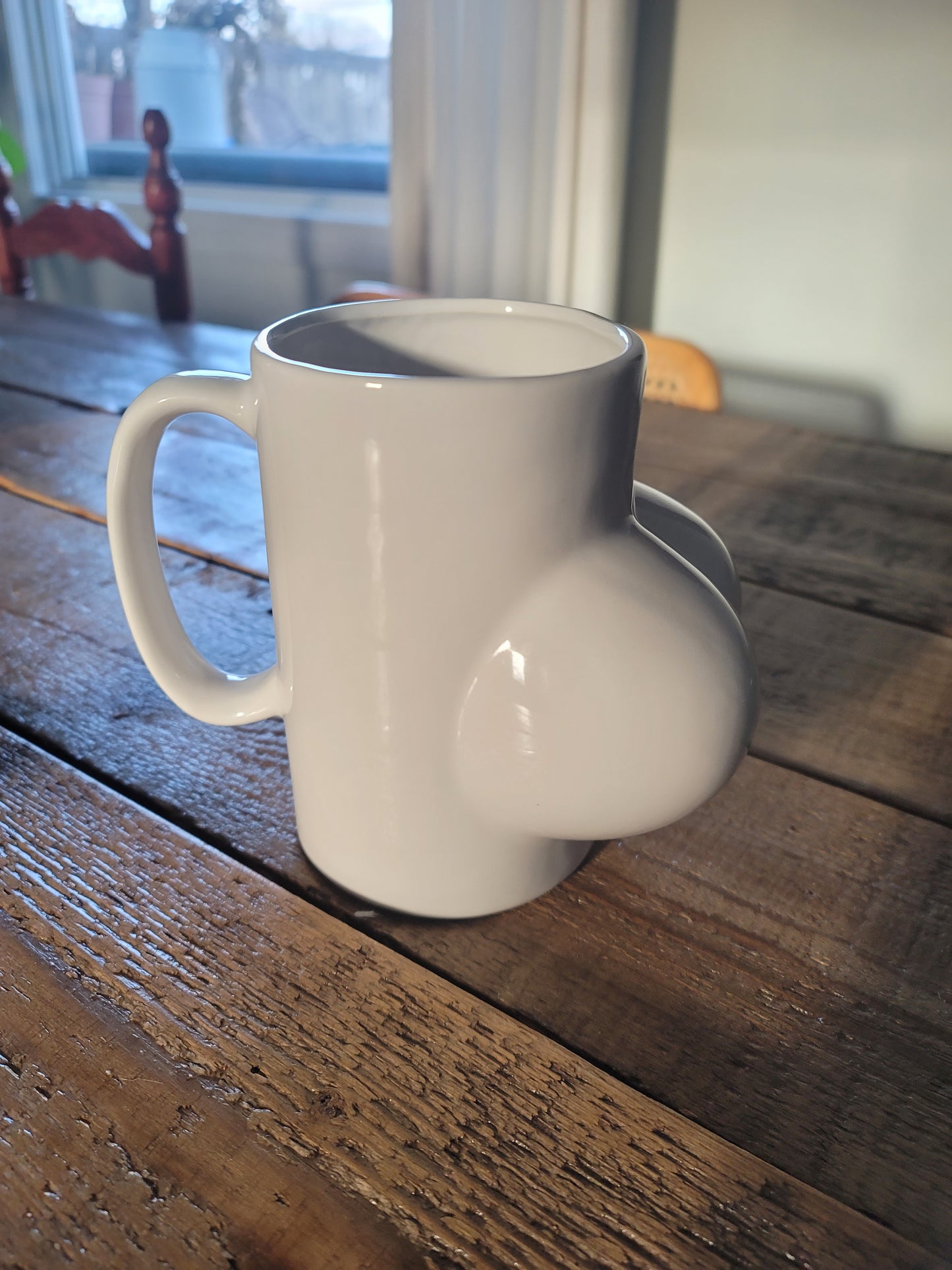 Oversized Curvy Mug